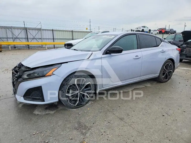2023 Nissan ALTIMA photo