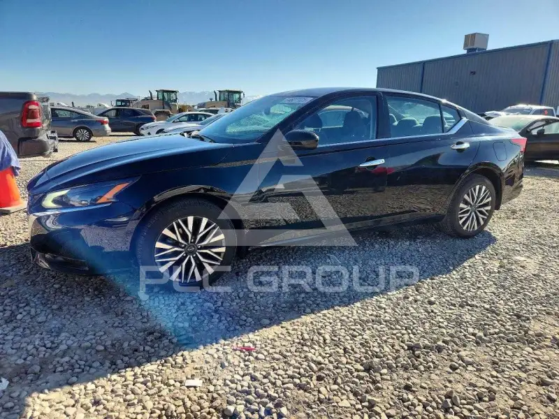 2023 Nissan ALTIMA photo
