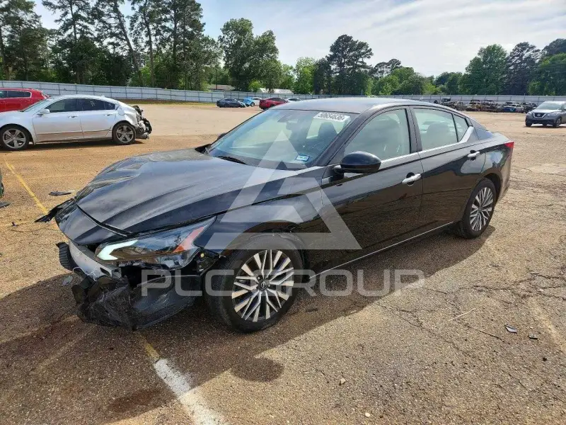 2023 Nissan ALTIMA photo