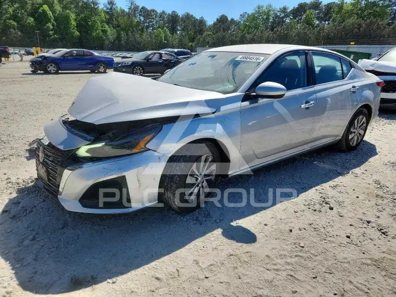 2023 Nissan ALTIMA photo