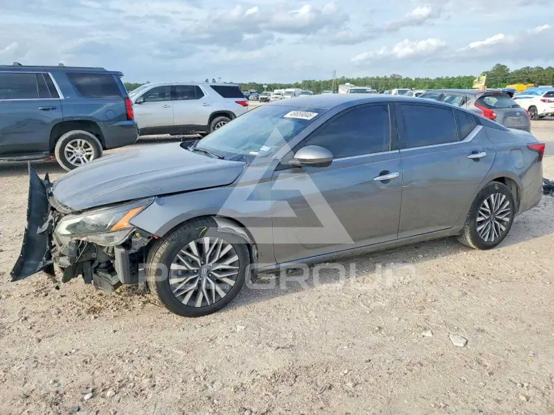 2023 Nissan ALTIMA фото