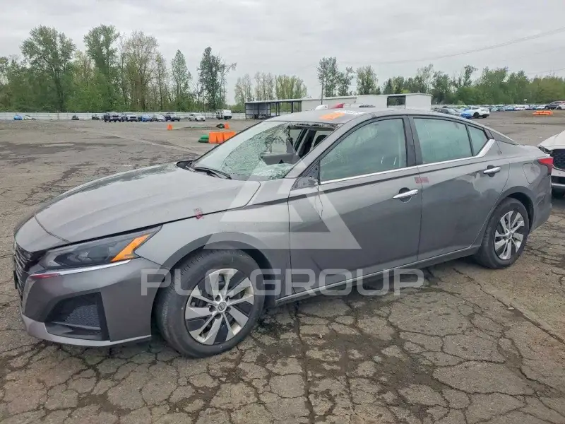 2023 Nissan ALTIMA photo