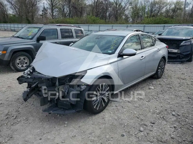 2023 Nissan ALTIMA photo