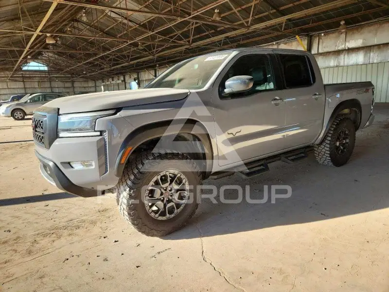 2023 Nissan FRONTIER photo