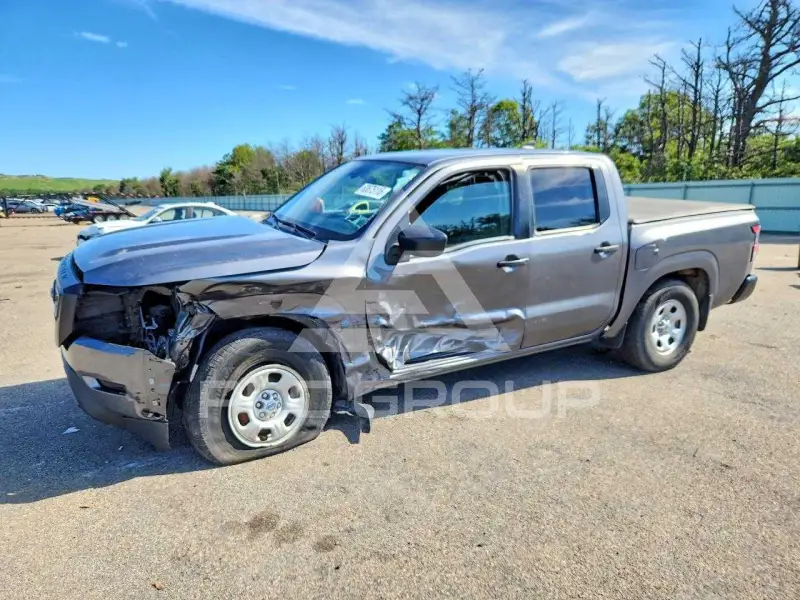 2023 Nissan FRONTIER photo