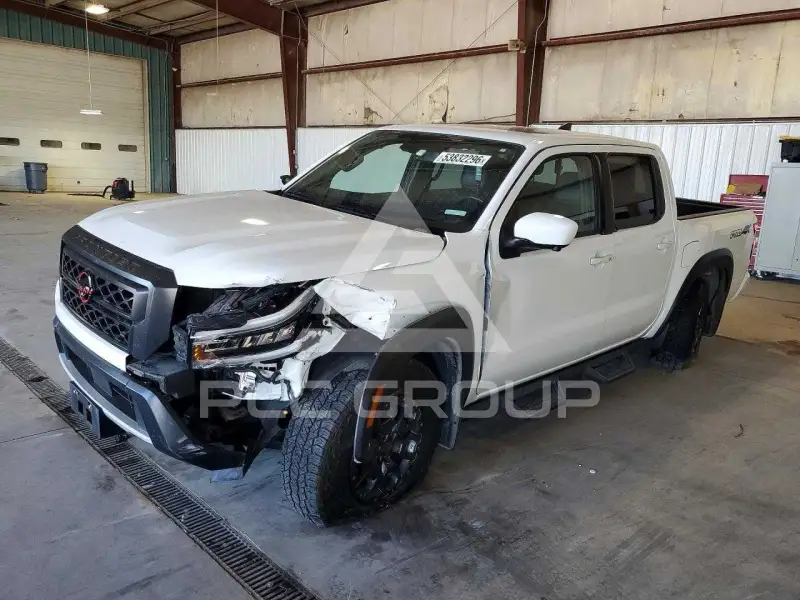 2023 Nissan FRONTIER photo