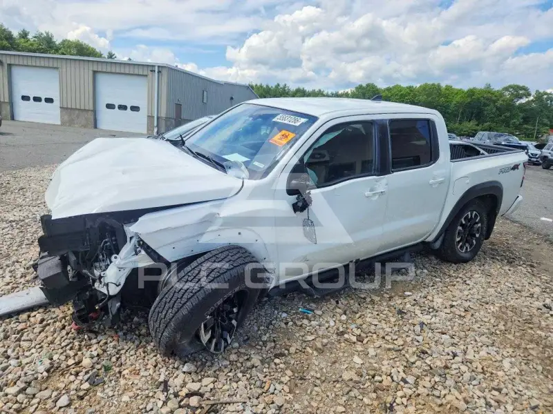 2023 Nissan FRONTIER фото