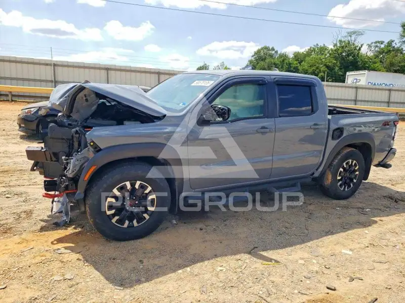 2023 Nissan FRONTIER фото