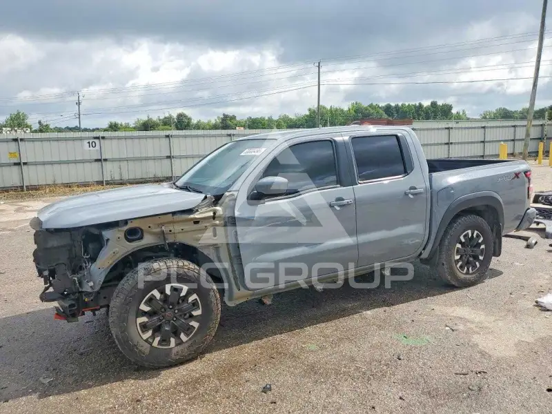 2023 Nissan FRONTIER photo