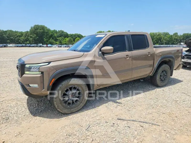2023 Nissan FRONTIER photo