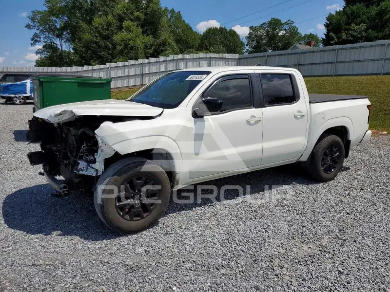 2023 Nissan FRONTIER photo