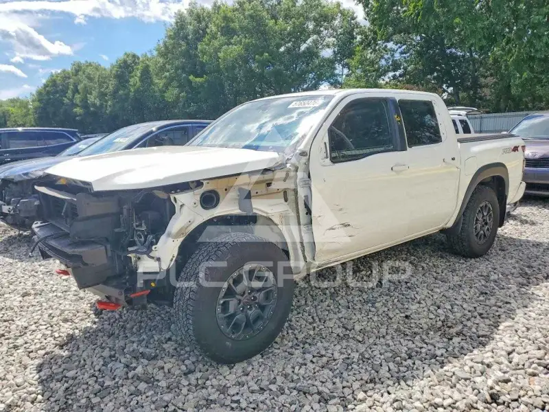 2023 Nissan FRONTIER photo