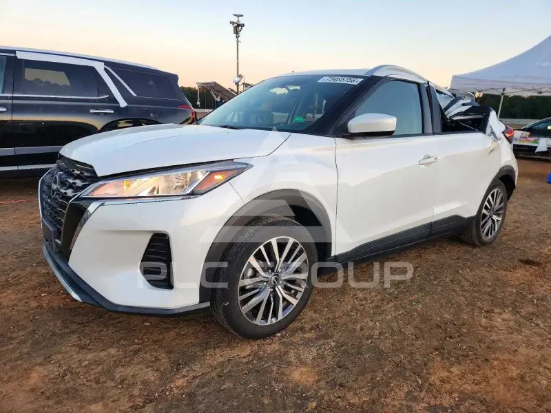 2023 Nissan KICKS фото