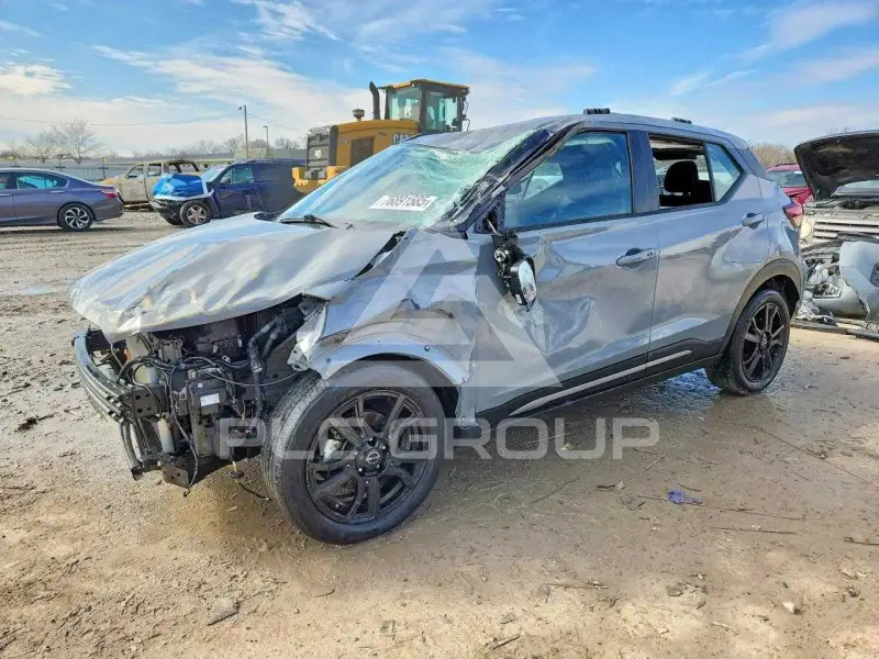 2023 Nissan KICKS фото
