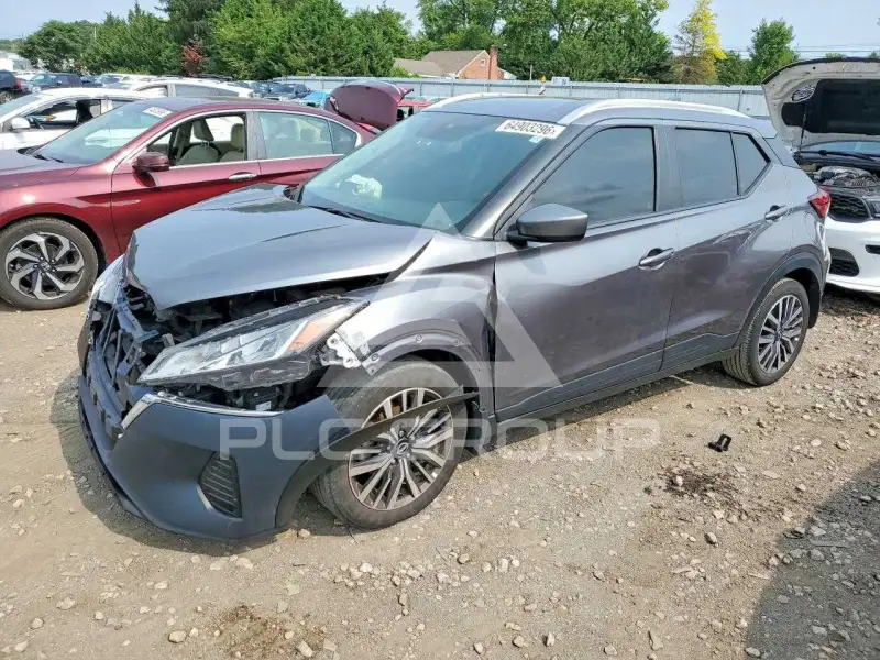 2023 Nissan KICKS фото