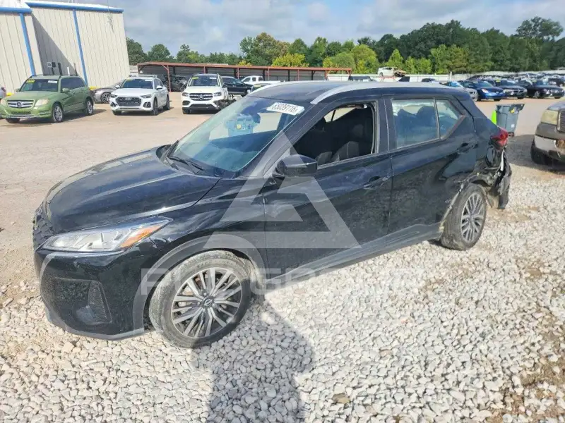 2023 Nissan KICKS photo