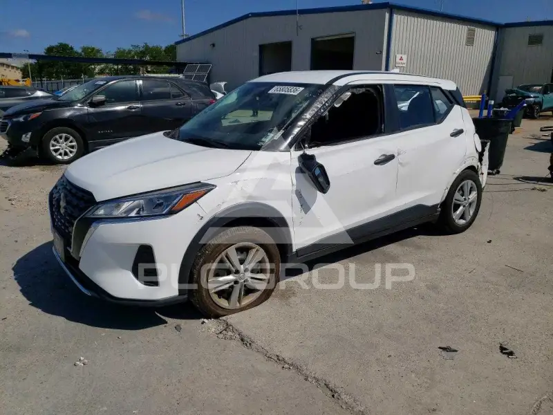2023 Nissan KICKS фото