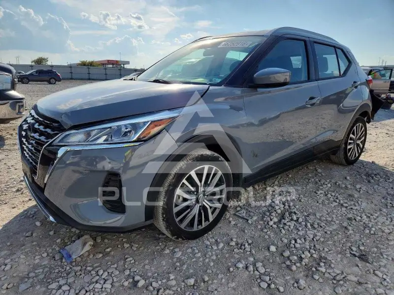 2023 Nissan KICKS фото