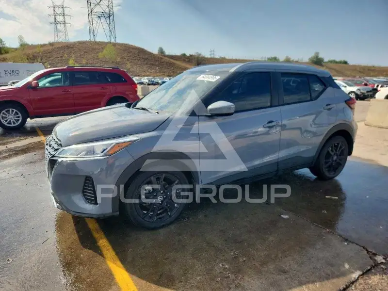 2023 Nissan KICKS фото