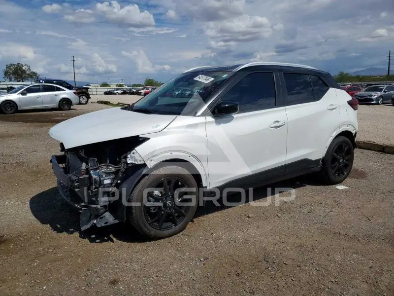 2023 Nissan KICKS фото