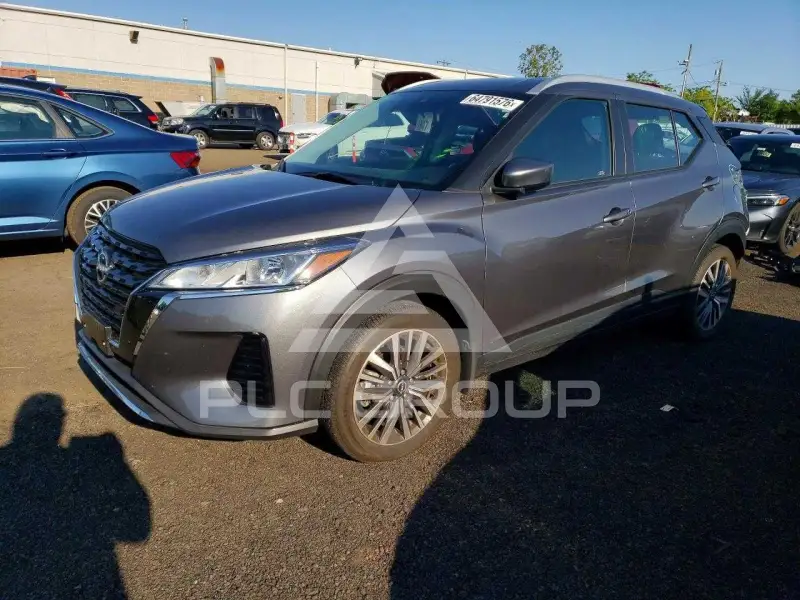 2023 Nissan KICKS фото