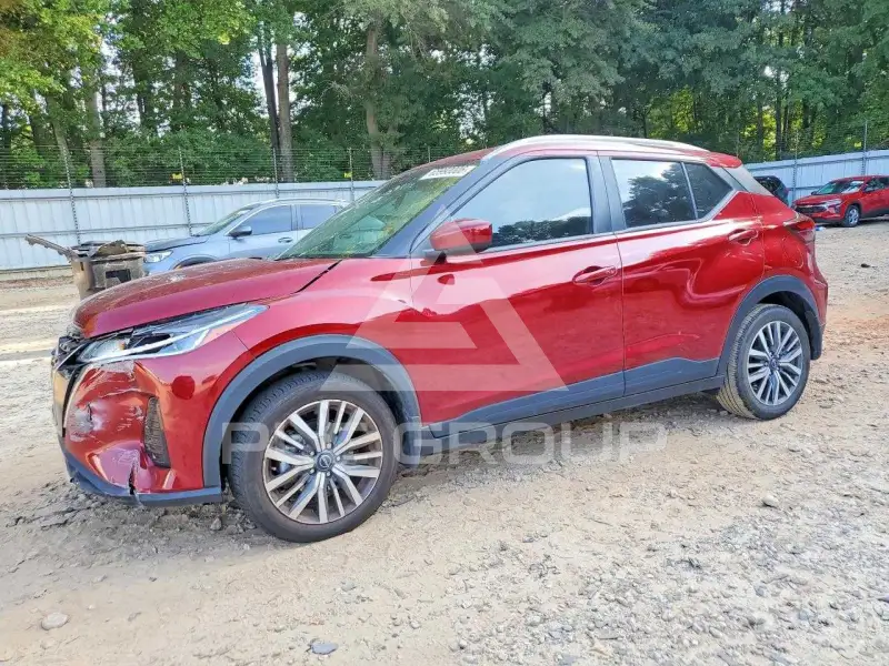 2023 Nissan KICKS фото