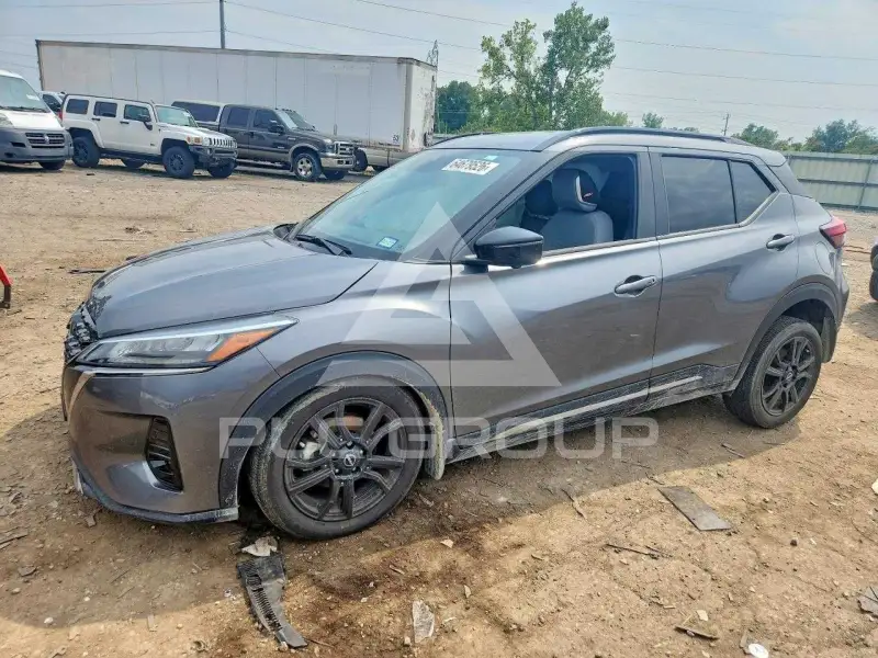 2023 Nissan KICKS photo