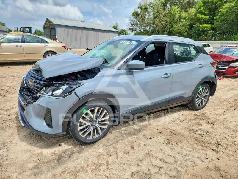 2023 Nissan KICKS photo