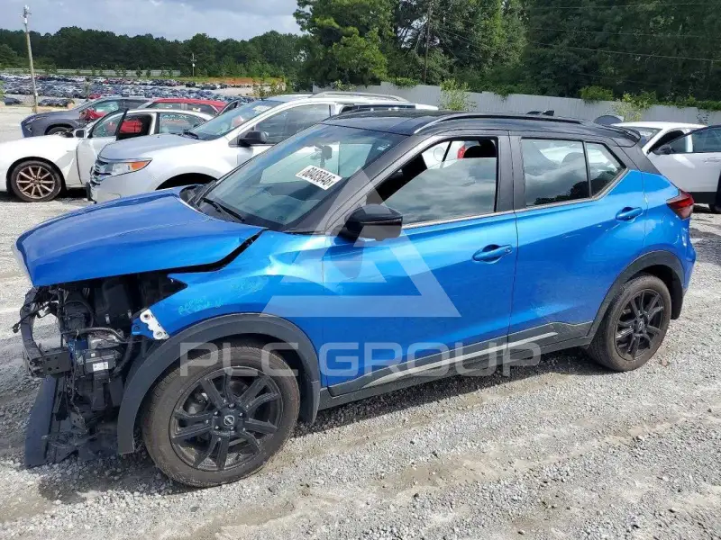 2023 Nissan KICKS фото