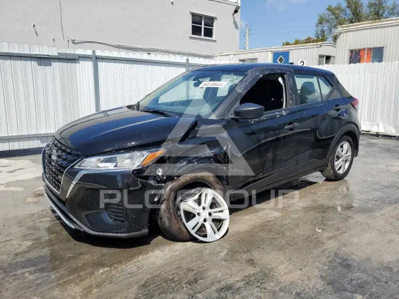 2023 Nissan KICKS фото