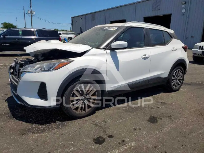 2023 Nissan KICKS фото