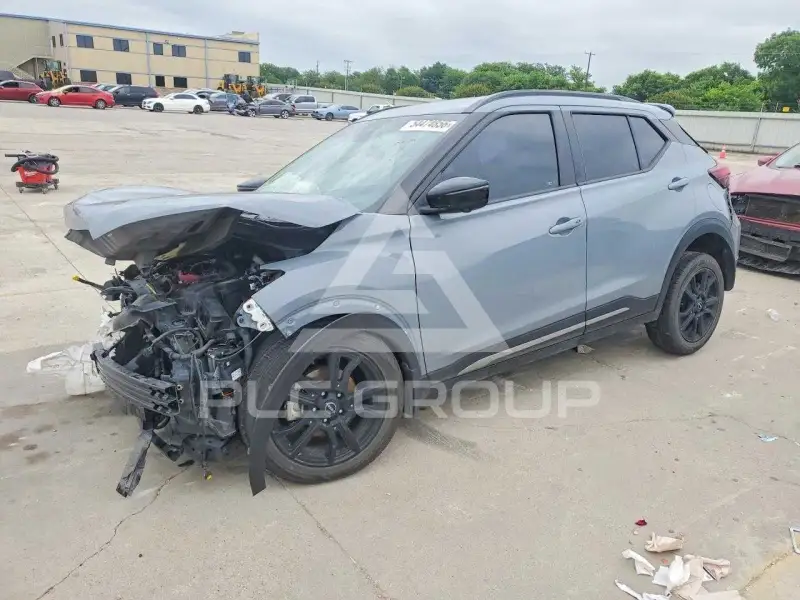 2023 Nissan KICKS фото