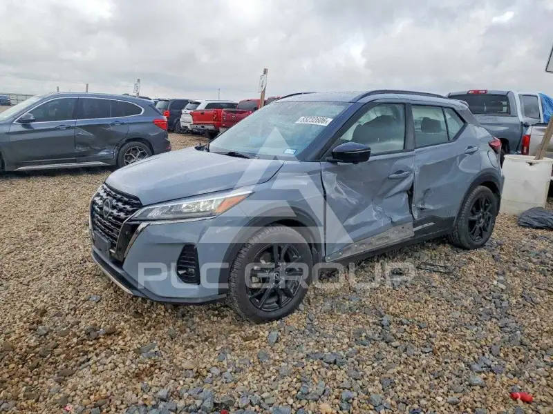 2023 Nissan KICKS photo