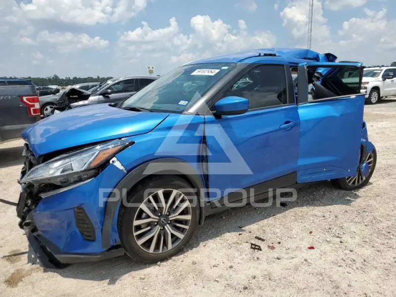 2023 Nissan KICKS фото