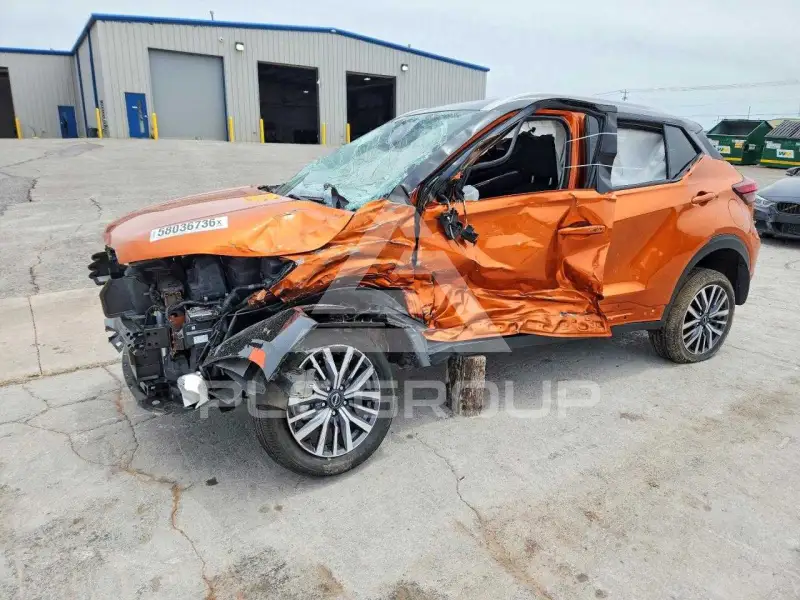 2023 Nissan KICKS фото