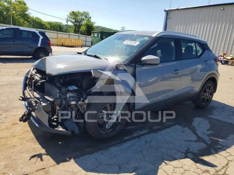 2023 Nissan KICKS фото