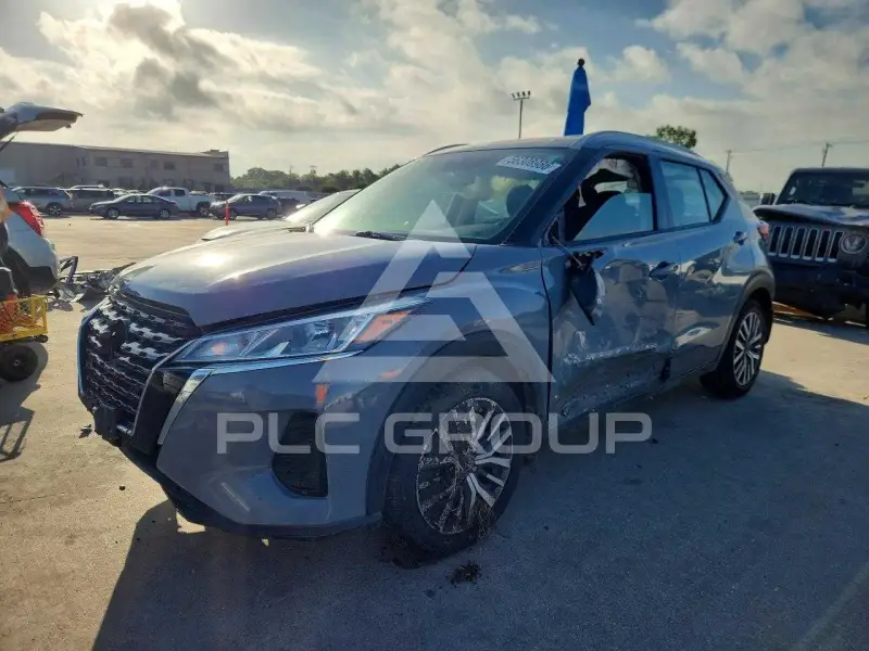 2023 Nissan KICKS photo