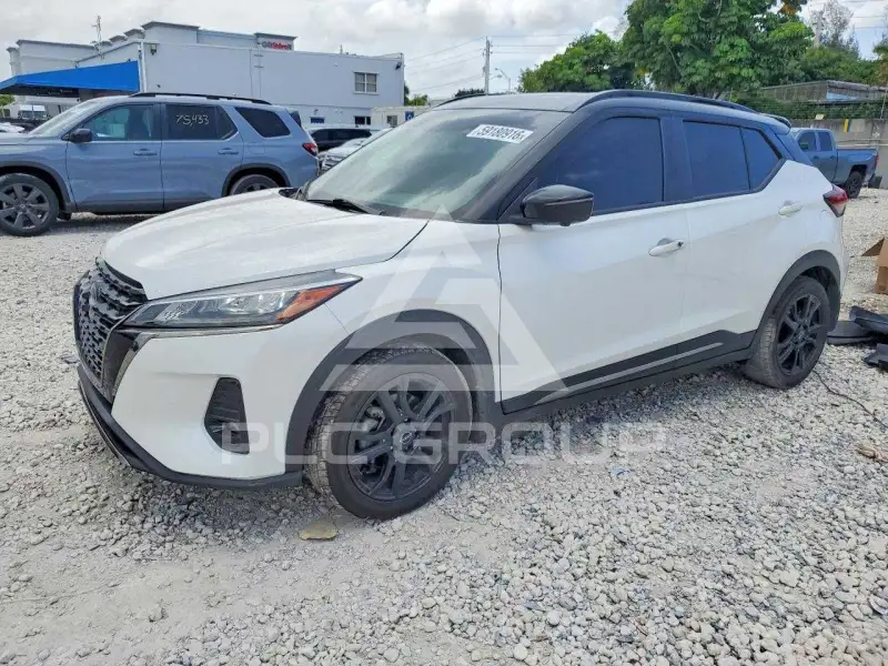 2023 Nissan KICKS фото