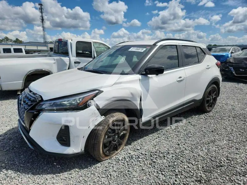 2023 Nissan KICKS photo