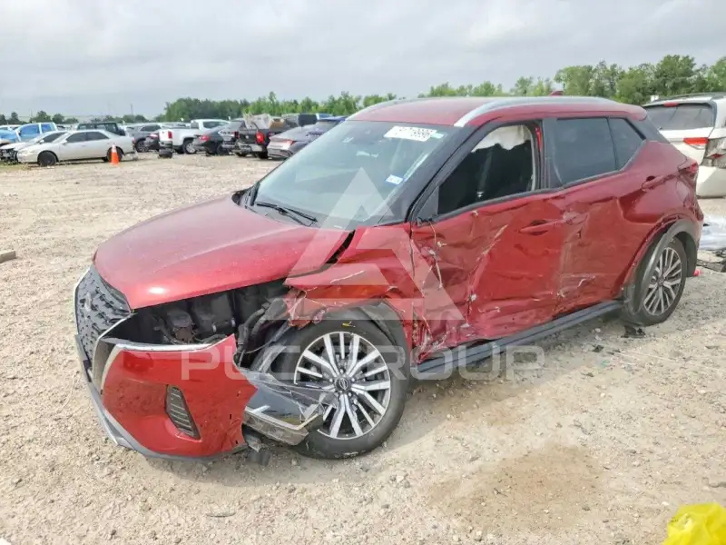 2023 Nissan KICKS фото