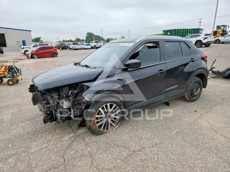 2023 Nissan KICKS photo
