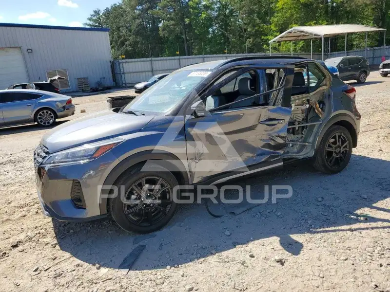 2023 Nissan KICKS фото