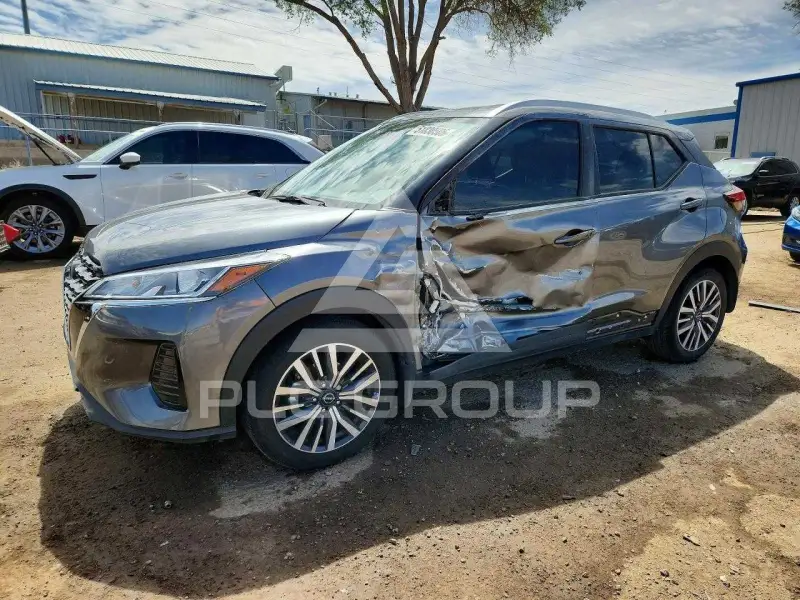 2023 Nissan KICKS фото