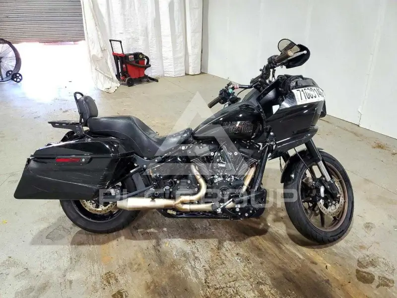 2023 Harley-Davidson  photo