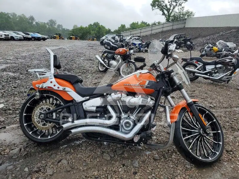 2023 Harley-Davidson  фото
