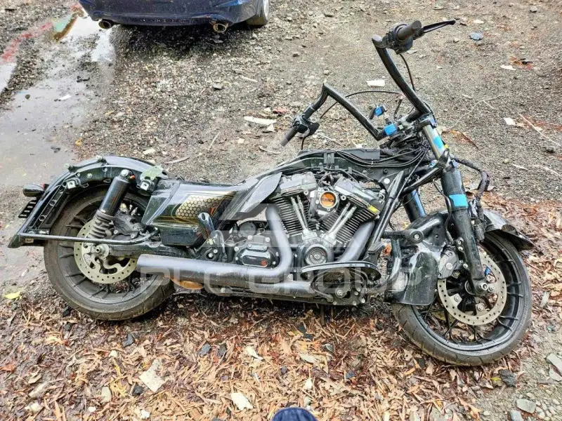 2023 Harley-Davidson FL photo