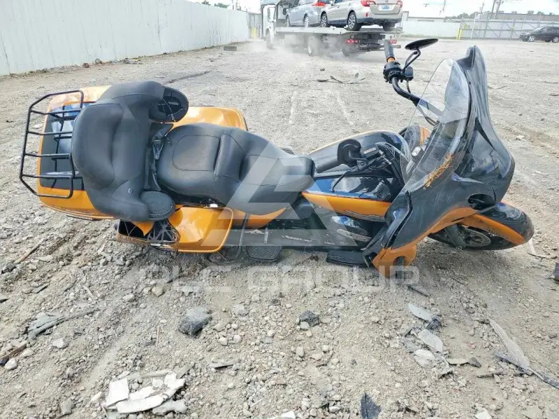2023 Harley-Davidson FL photo