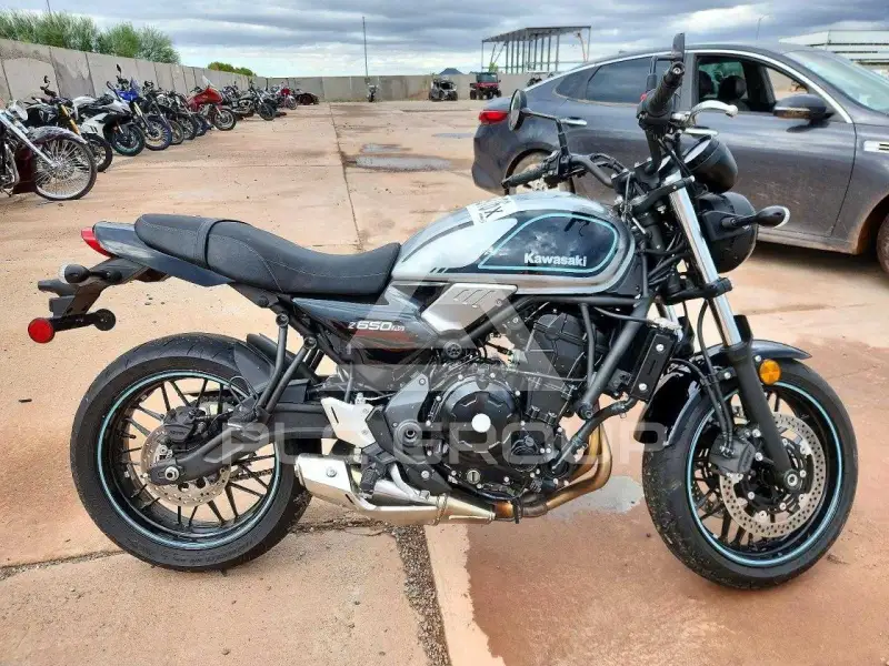2023 Kawasaki Ninja650 photo