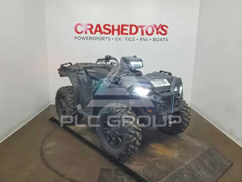 2023 Polaris  фото