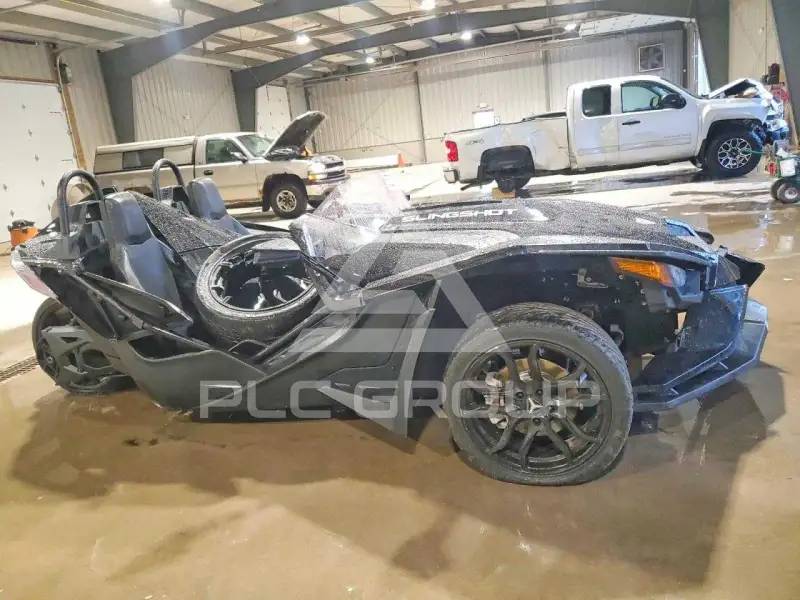 2023 Polaris Slingshot photo